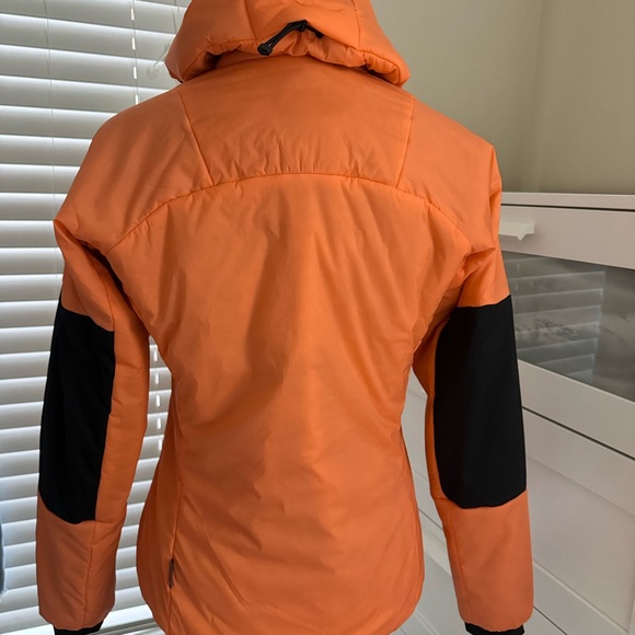 Adidas TERREX Techrock Stretch Primaloft Hooded Jacket for women. - Picture 5 of 10